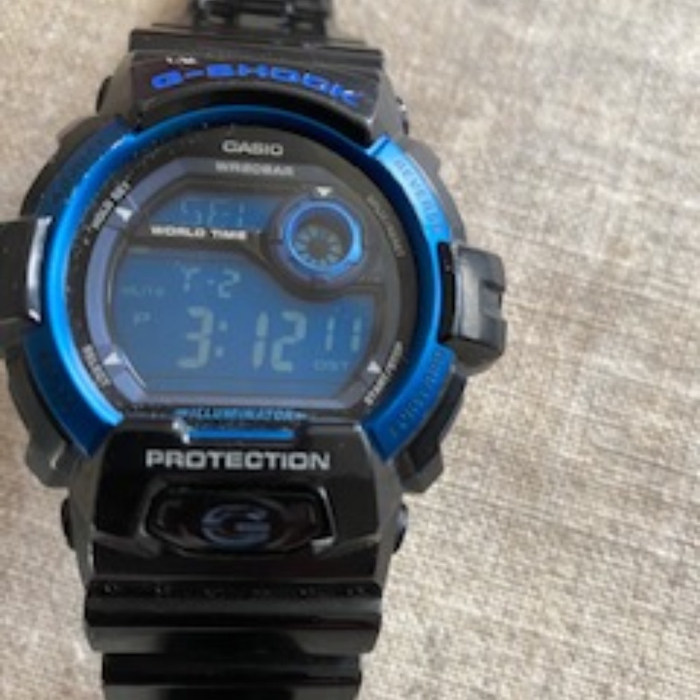 G-Shock Black/Blue Mens Classic Digital Watch